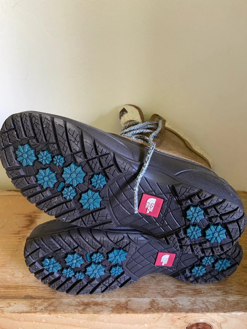 The North Face Snow Rain Boots Brown Size 7 - Picture 6 of 9